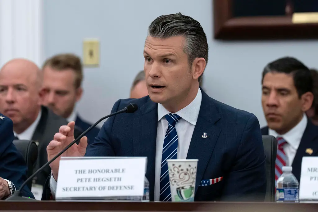 ▲美國國防部長赫格塞斯10日出席美國聯邦眾議院撥款委員會國防小組聽證會。（圖／美聯社／達志影像）