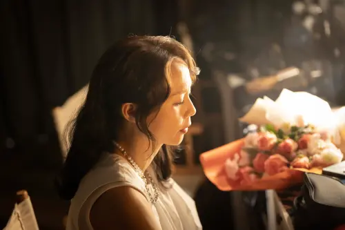 ▲孫淑媚在劇中飾演八點檔女星「蕭如如」,主題曲也是由她打造。(圖/華視、公視台語台提供) ▲孫淑媚在劇中飾演八點檔女星「蕭如如」,主題曲也是由她打造。(圖/華視、公視台語台提供)