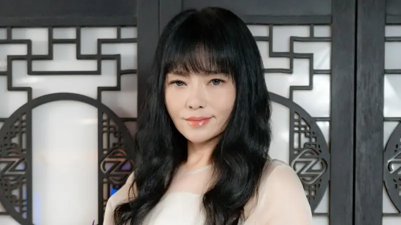 ▲「國師」唐綺陽（如圖）近日傳出暴瘦26公斤，讓不少粉絲十分擔心她的身體狀況，對此她也發文承認自己「眼睛」出了點狀況，需要進行雷射。（圖／翻攝自唐綺陽臉書）