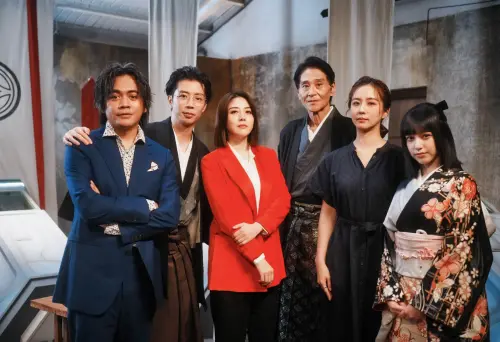 ▲喬瑟夫（左起）、小杰、韓瑜、喜翔、周曉涵、鄭煒齡是《百分之一相對論》中戲劇單元「黎明別館」的主要陣容。（圖／映底子國際傳媒股份有限公司）