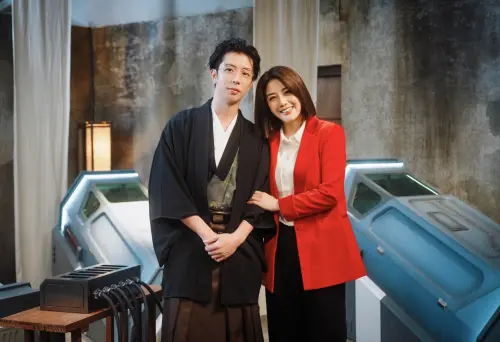 ▲小杰（左）與韓瑜（又）演一對姐弟戀的夫妻組合，搭配頗具新鮮感。（圖／映底子國際傳媒股份有限公司）