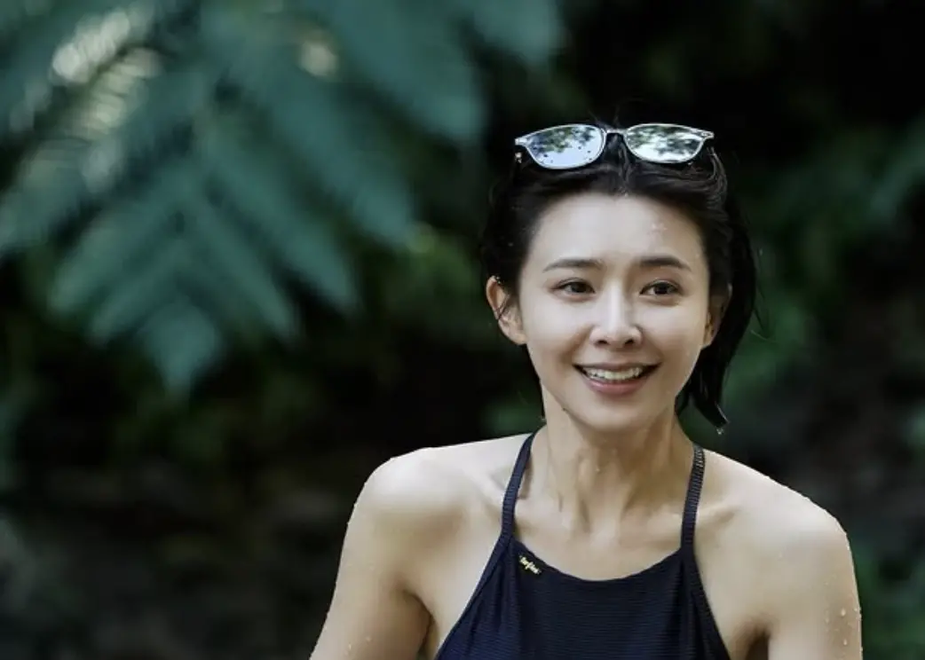 ▲吳婉君（如圖）被傳復合家暴男趙駿亞，她今（12）早三度發聲，坦承兩人有一同出遊，但不是什麼復合宣言。（圖／翻攝自吳婉君IG）