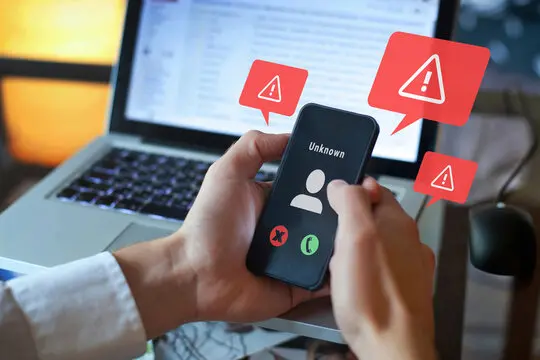 ▲美國佛羅里達州1名女子，近日遇到不肖分子以AI模仿女兒的聲音，騙走她和老伴1.5萬美元，折合新台幣約45萬的退休儲蓄。（圖／翻攝自Pixabay）