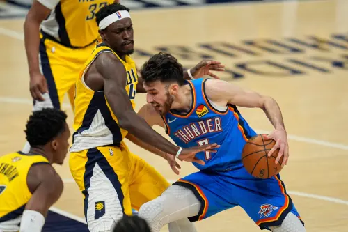 ▲Chet Holmgren（圖右）單節得到13分。（圖／美聯社／達志影像）