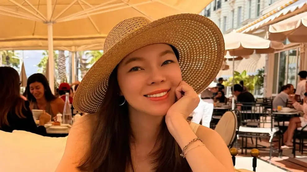 ▲郭台銘的夫人曾馨瑩近日前往海外度假，昨（11）日在IG上連發4張美照，只見她黑背心辣曬鎖骨展現性感氣質，引發粉絲及網友熱議，事實上她才剛完成《銘馨盃》主理人的任務，推廣霹靂舞文化不遺餘力。（圖／翻攝自曾馨瑩IG）