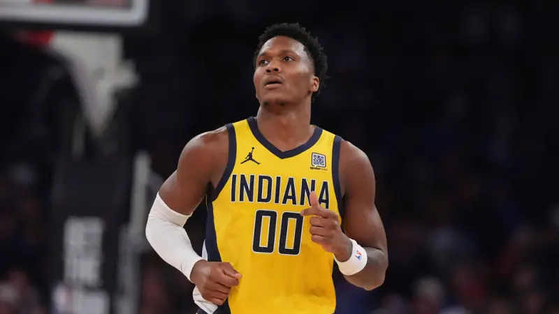 ▲NBA總冠軍賽G3，印第安那溜馬主場以116：107擊敗奧克拉荷馬雷霆，系列賽取得2：1領先優勢。此役最大亮點之一，無疑是溜馬後衛Bennedict Mathurin從板凳出發，僅22分鐘便高效砍下27分。（圖／美聯社／達志影像）