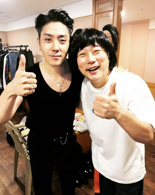 殷志源(左)在綜藝節目中跟李壽根(右)的互動受到許多人喜愛。(圖/殷志源IG) ▲殷志源(左)在綜藝節目中跟李壽根(右)的互動受到許多人喜愛。(圖/殷志源IG)