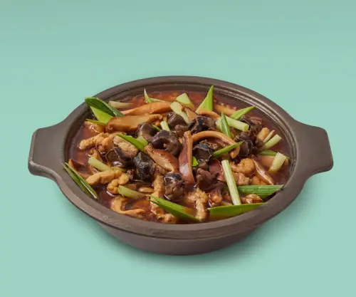 白玉樓也入選2025年6月米其林新入選餐廳,是傳承至第四代的老品牌。(圖/翻攝米其林官網,白玉樓提供) ▲白玉樓也入選2025年6月米其林新入選餐廳,是傳承至第四代的老品牌。(圖/翻攝米其林官網,白玉樓提供)