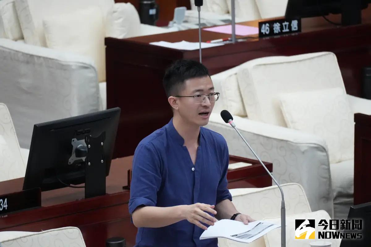 ▲綠批館長訪中配合統戰，台北市議員侯漢廷反擊趙天麟「親中」怎不全程直播？（圖／記者呂炯昌攝）