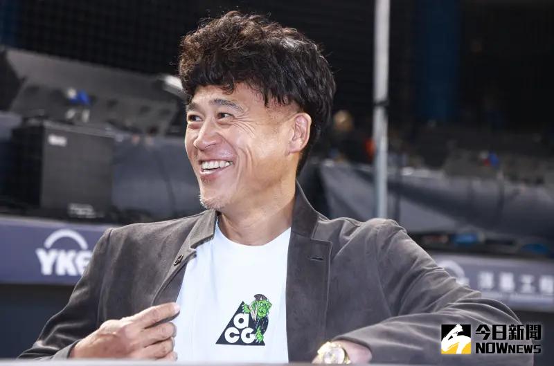 ▲日職軟銀鷹首席棒球總管（CBO）城島健司，休賽季擬定補強計畫，積極網羅先發洋投，先是簽下徐若熙，再補上杜普蘭提爾。（圖／記者葉政勳攝 ,2025.06.12）