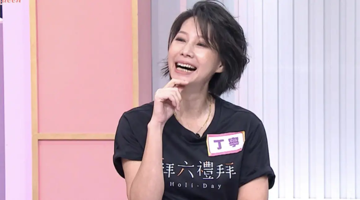 ▲丁寧（如圖）、鍾欣凌及孫淑媚為新戲《拜六禮拜》登上節目《女人我最大》宣傳，丁寧透露曾以「離婚為前提」與丈夫相處，鍾欣凌則自爆因人緣不佳吃到苦頭，而且曾7年沒交男朋友。（圖／TVBS提供）