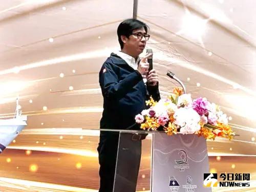 ▲高雄市長陳其邁感謝麗星夢郵輪公司為高雄獨家打造南台灣郵輪航線,高雄市將積極發展海洋觀光。(圖/記者黃守作攝,2025.06.12) ▲高雄市長陳其邁感謝麗星夢郵輪公司為高雄獨家打造南台灣郵輪航線,高雄市將積極發展海洋觀光。(圖/記者黃守作攝,2025.06.12)