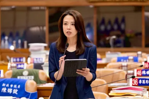 可罵蔣萬安花瓶、不能讚蘇巧慧漂亮？她轟民進黨性平部：永遠雙標
