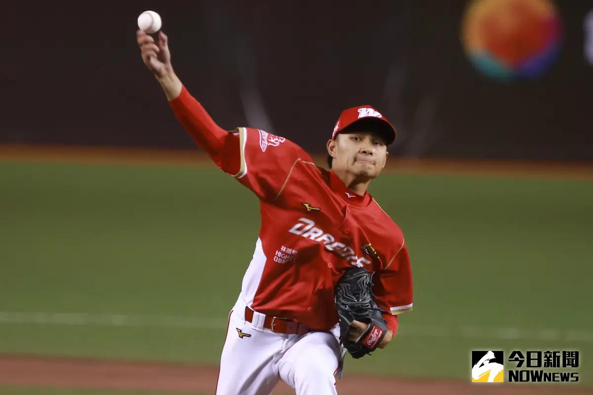 ▲味全龍徐若熙演出生涯首場完封勝。（圖／記者葉政勳攝影）