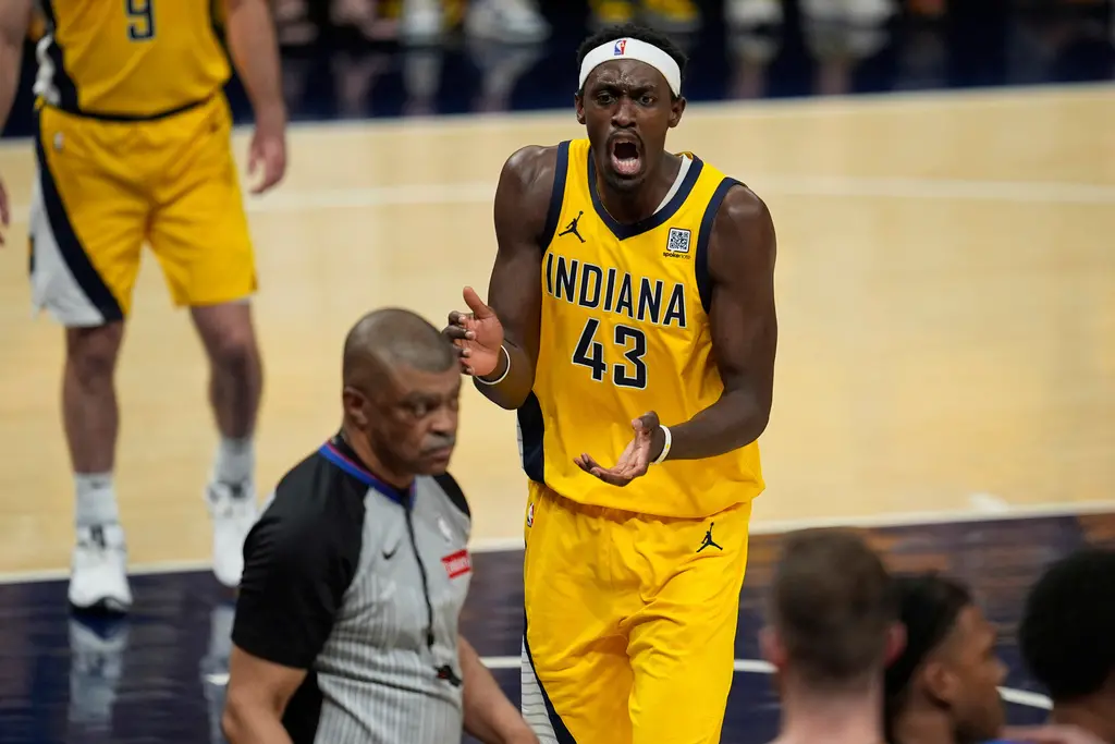 ▲資深球評Charles Barkley再度批評現役球員，這次對象是Pascal Siakam，但Tyrese Haliburton隨即反擊，為隊友挺身而出。（圖／美聯社／達志影像）