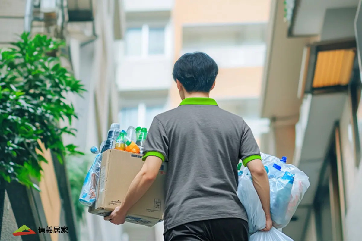 ▲信義居家公布站內數據，「垃圾代收」成為平台成長最快的服務， 4月訂單量較3月成長近一倍。（圖／信義房屋提供）