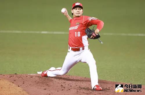 ▲味全龍徐若熙明年將旅外，接下來先發將是看一次少一次。（圖／記者葉政勳攝 ,資料照）