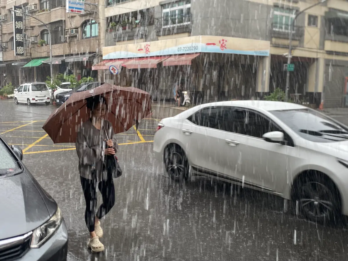 國家級警報！台中、南投大雷雨 水利署列5縣市一、二級淹水警戒