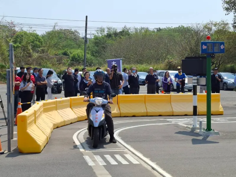 ▲市府鼓勵民眾參與機車駕訓，加碼補助後每人可獲得2800補助費(圖／交通局提供2025.6.13)