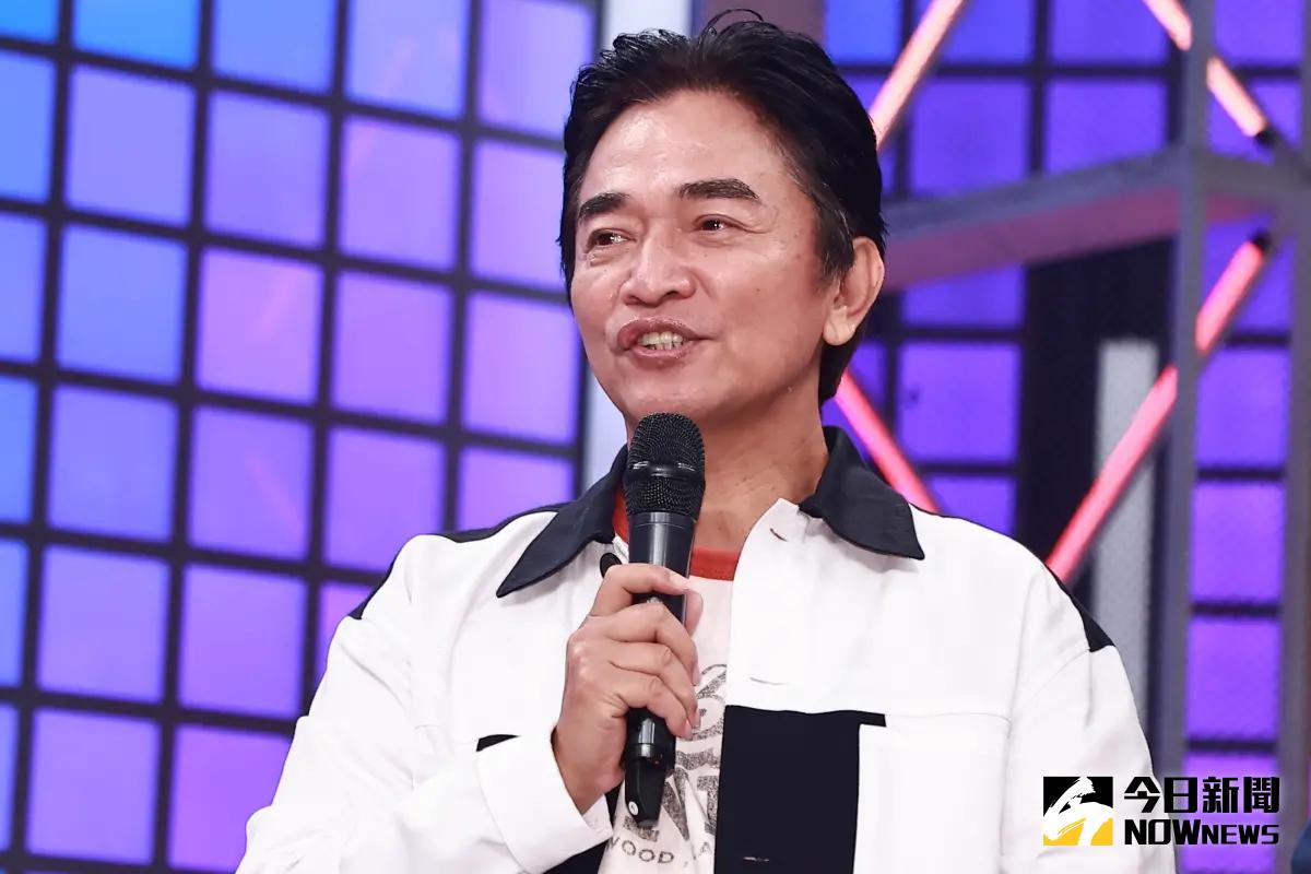 ▲吳宗憲（如圖）與陳孝萱曾在台視《綜藝旗艦》當場上演「結婚秀」，可是後來吳宗憲有妻兒的情況被爆出，與陳孝萱的緋聞鬧得不歡而散。兩人分手25年後去年差點在同場合強碰，僅有一牆之隔，陳孝萱表示沒有必要去打招呼，吳宗憲回應自己就是忍耐、扛起來。（圖／記者葉政勳攝影）