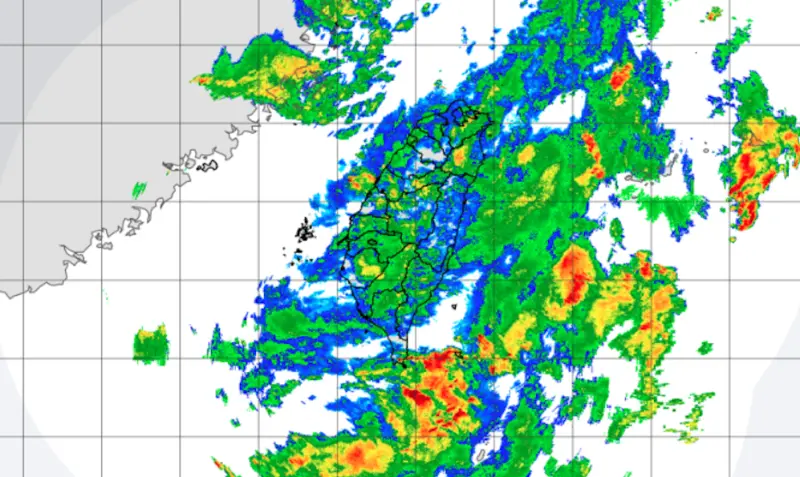 ▲中央氣象署晚間發布豪雨特報，因西南風影響，易有短延時強降雨，提醒全台11縣市慎防大雨。（圖／取自中央氣象署）