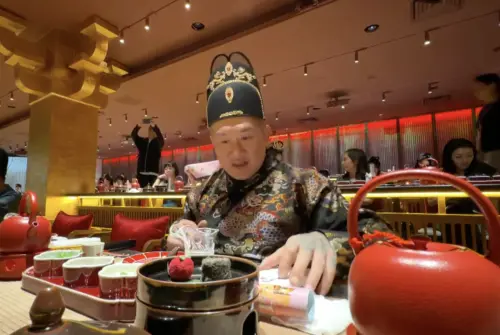中天狂發館長中國行吸千萬觀看!他嘆:沒必要給這麼高關注