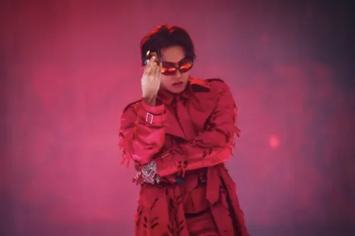 ▲j-hope在BTS出道12週年這天，舉辦《HOPE ON THE STREET》終場演出。（圖／翻攝BigHit Music）