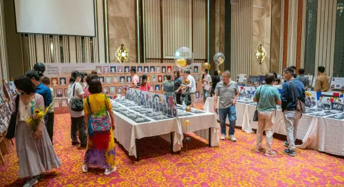 ▲台中葳格小學北屯校區英文話劇與舞蹈演出為畢業典禮落下帷幕。（圖／葳格提供）