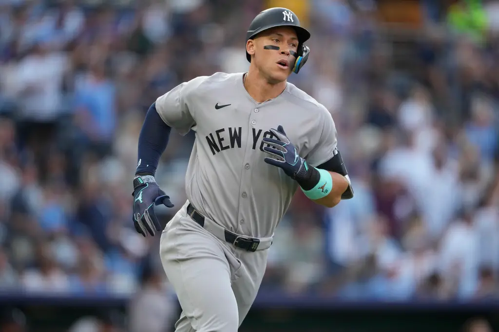 ▲條紋軍主砲Aaron Judge近期深陷打擊低潮。此役擔任先發第2棒、右外野手，繳出4打數無安打、吞下3次三振的成績。（圖／美聯社／達志影像）