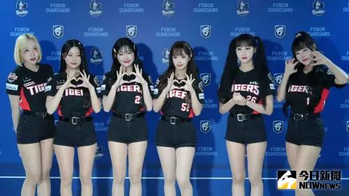 ▲富邦悍將今（14）日舉辦《G!POP流行音樂節》主題日，特地邀來李珠珢前隊友、起亞虎啦啦隊員朴星垠（左起）、劉世彬、鄭嘉睿、高佳彬、趙多彬、劉世理來台共襄盛舉，其中曾經來台應援過的劉世彬談到台灣時，坦言被台灣應援給震撼到，直呼：「台灣球迷真的很棒！」（圖／記者張一笙攝）