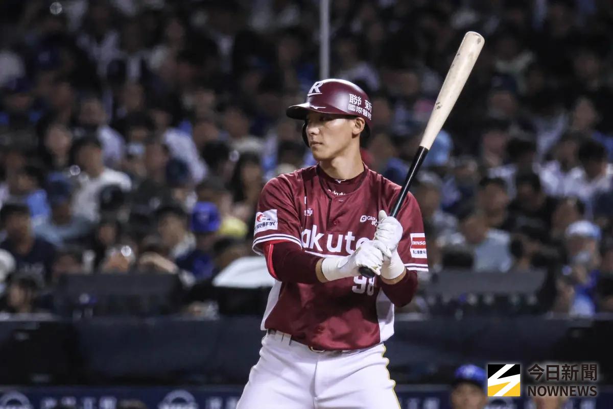 ▲樂天桃猿、統一獅迎接中職最後一場例行賽，陣中各有1位球員仍有望挑戰年度獎項，分別是樂天桃猿強打陳晨威的安打、盜壘雙冠王，備受矚目的全壘打王之爭，統一獅主砲林安可也還有最後1戰機會超車魔鷹。（圖／記者朱永強攝，2025.06.14）