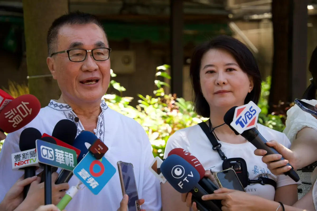 ▲台北市副市長李四川站台國民黨立委王鴻薇。（圖／王鴻薇辦公室提供）