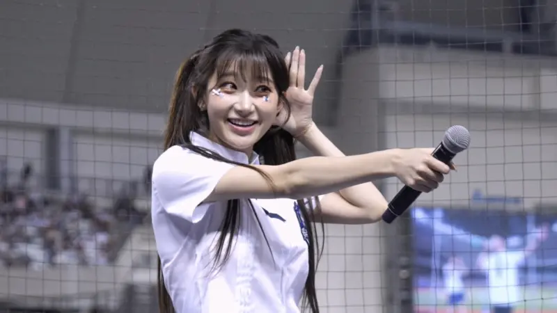 ▲李珠珢（如圖）昨（17）日晚間在新莊棒球場應援時爆哭，今日中午她透過IG付費限動曬出額頭自拍照報平安，讓不少球迷、粉絲及網友都鬆一口氣，欣慰笑道：「終於能好好吃飯了！」。（圖／讀者提供）