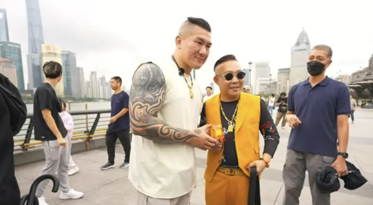 ▲台灣網紅「館長」陳之漢的中國行，激起陣陣熱議。（圖／館長惡名昭彰 YouTube）