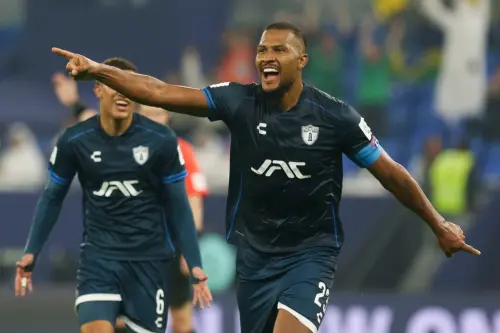 ▲帕丘卡擁有35歲的世界級前鋒羅頓（Salomon Rondon）坐鎮，整體戰力依舊不容小覷。（圖／美聯社／達志影像）