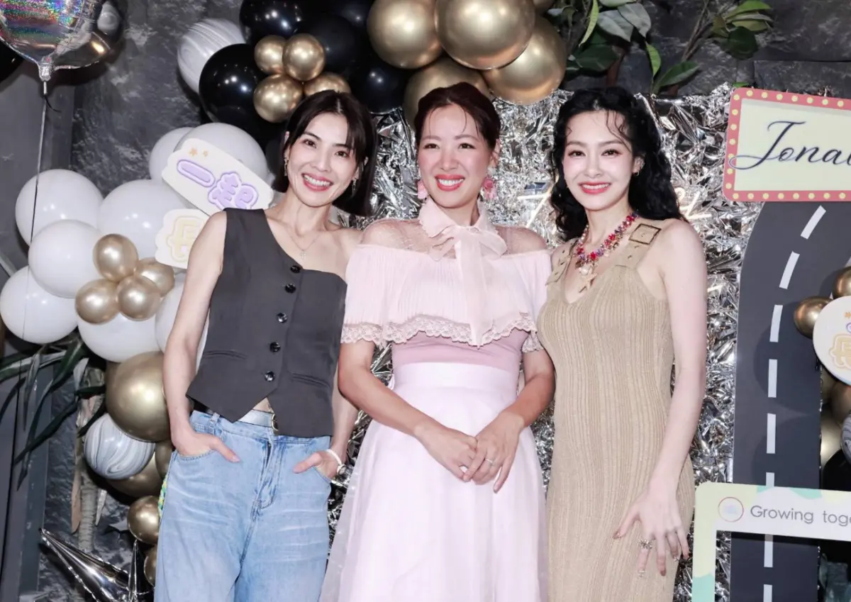 ▲王思佳（右起）、劉伊心、徐小可主持親子節目《一起長大吧！》，王思佳透露和劉伊心都是看起來不好相處的長相，一起住了5天4夜，彼此意外的很合拍。（圖／記者吳翊緁攝）