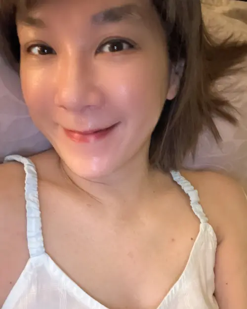 ▼▲陸元琪代購GD手燈被說是「周邊黃牛」，發公告不接單了。（圖／陸元琪臉書）