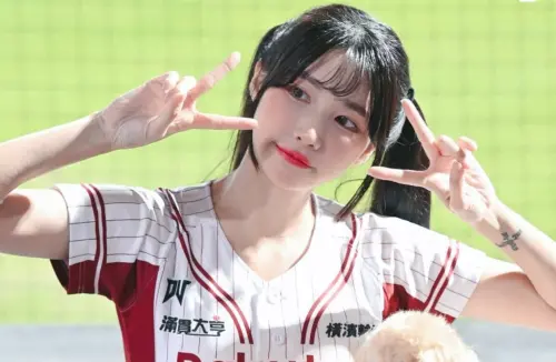 樂天女孩筠熹「遭狂咬」血流滿臉！驚人傷勢曝光　恐破相暫停應援
