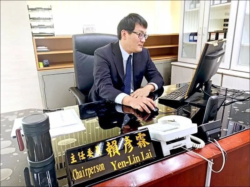 綠白合？前柯文哲研考會主委賴彥霖當郭智輝主任　經濟部回應了