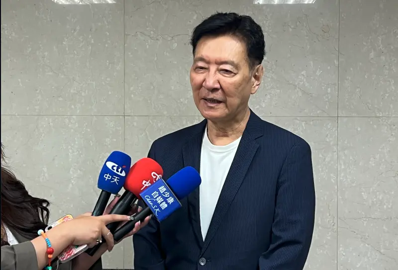 邀在野會面又推大罷免　趙少康嗆：一手遞橄欖枝、一手拿劍捅人