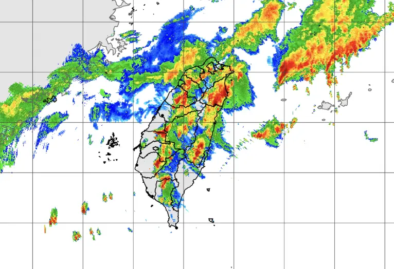 快訊／大雷雨「國家警報」連發！19縣市大雨特報　最新警戒區一覽