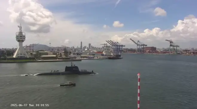 「海鯤號」潛艦啟動海測！議員批：藍白刪凍國家救命預算
