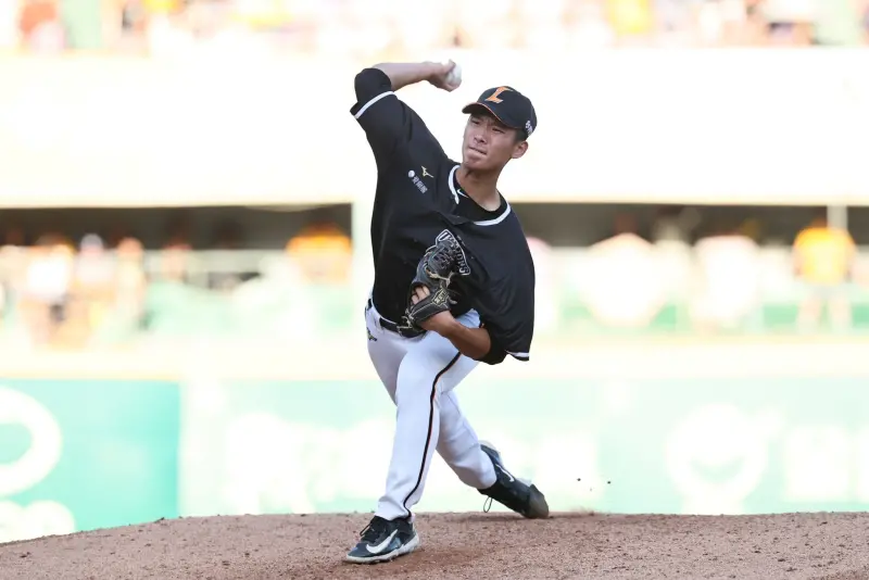▲統一獅新秀投手鍾允華上週日在1：0領先，僅投0.1局就退場。（圖／統一獅提供）