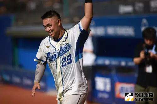 中職／為什麼要選這天！申皓瑋無奈「師傅」林哲瑄引退撞期生日
