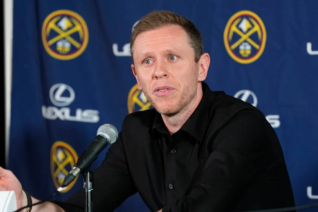 ▲丹佛金塊再傳高層變動。根據《DNVR Sports》與《丹佛郵報》記者Bennett Durando的報導，球隊已決定不再續約助理總管Tommy Balcetis，結束他自2013年以來長達12年的效力。（圖／美聯社／達志影像）