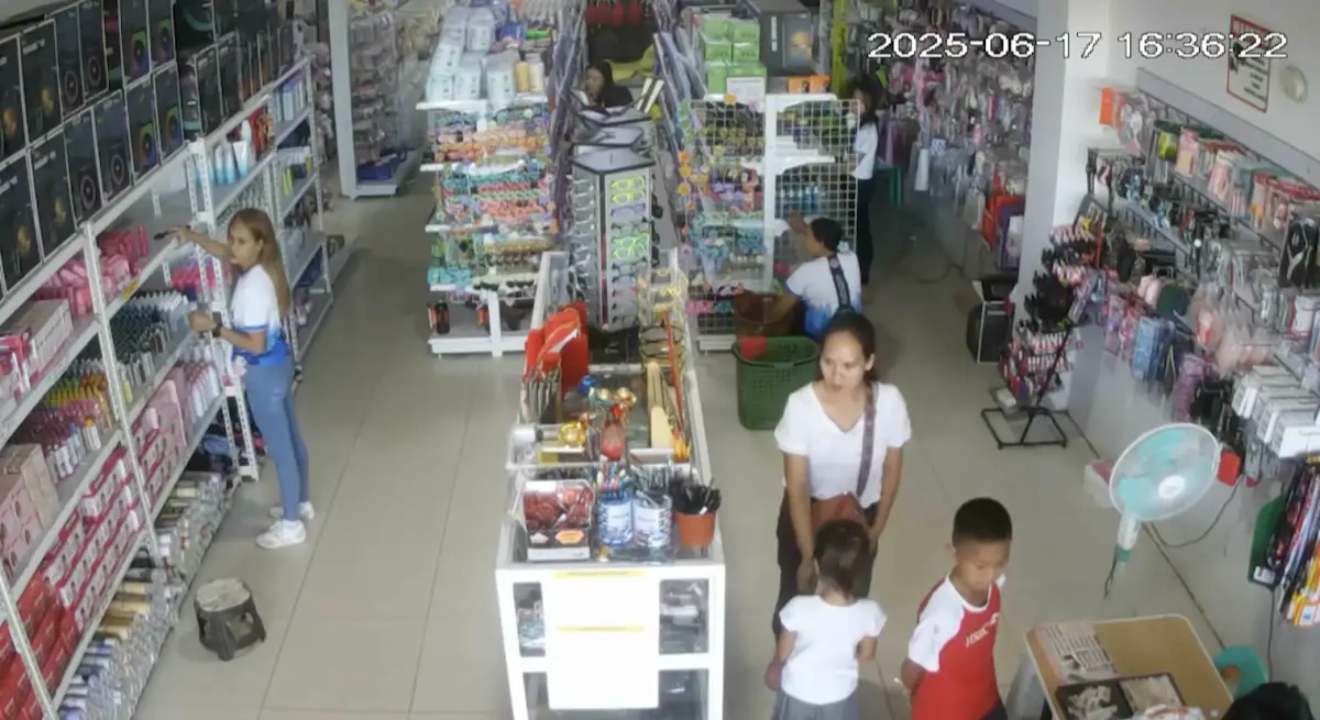▲昨（17）日菲律賓發生地震，店家的監視器畫面引發討論。（圖／翻攝自影片）