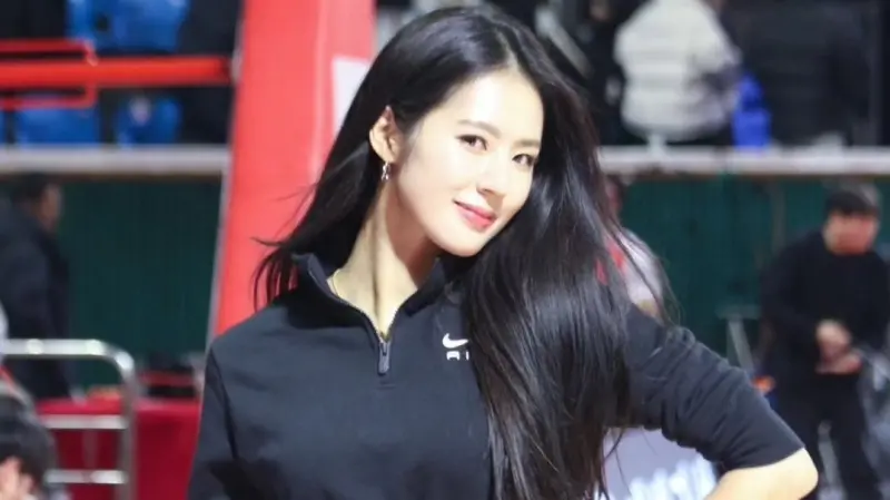 ▲朴騏良擁有176公分逆天長腿，被譽為韓國第2代啦啦隊「傳奇女神」，近日於節目上暢談長達17年的啦啦隊生涯。（圖／耐特行銷）