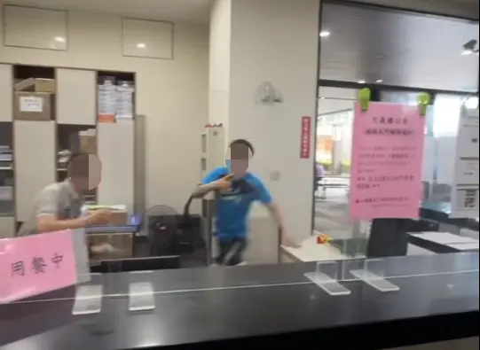 ▲萬能科大傳出有男大生痛毆舍監，導致舍監右手骨折，校方表示全力支持舍監依法提告。（圖／翻攝自桃園都臉書粉專）