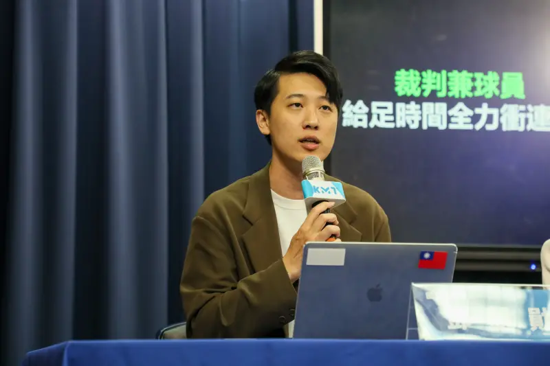 ▲國民黨發言人鄧凱勛爆料，握有陳時奮在海外涉及騷擾、紀律、版權等重大學術醜聞資料。（圖／國民黨文傳會提供）