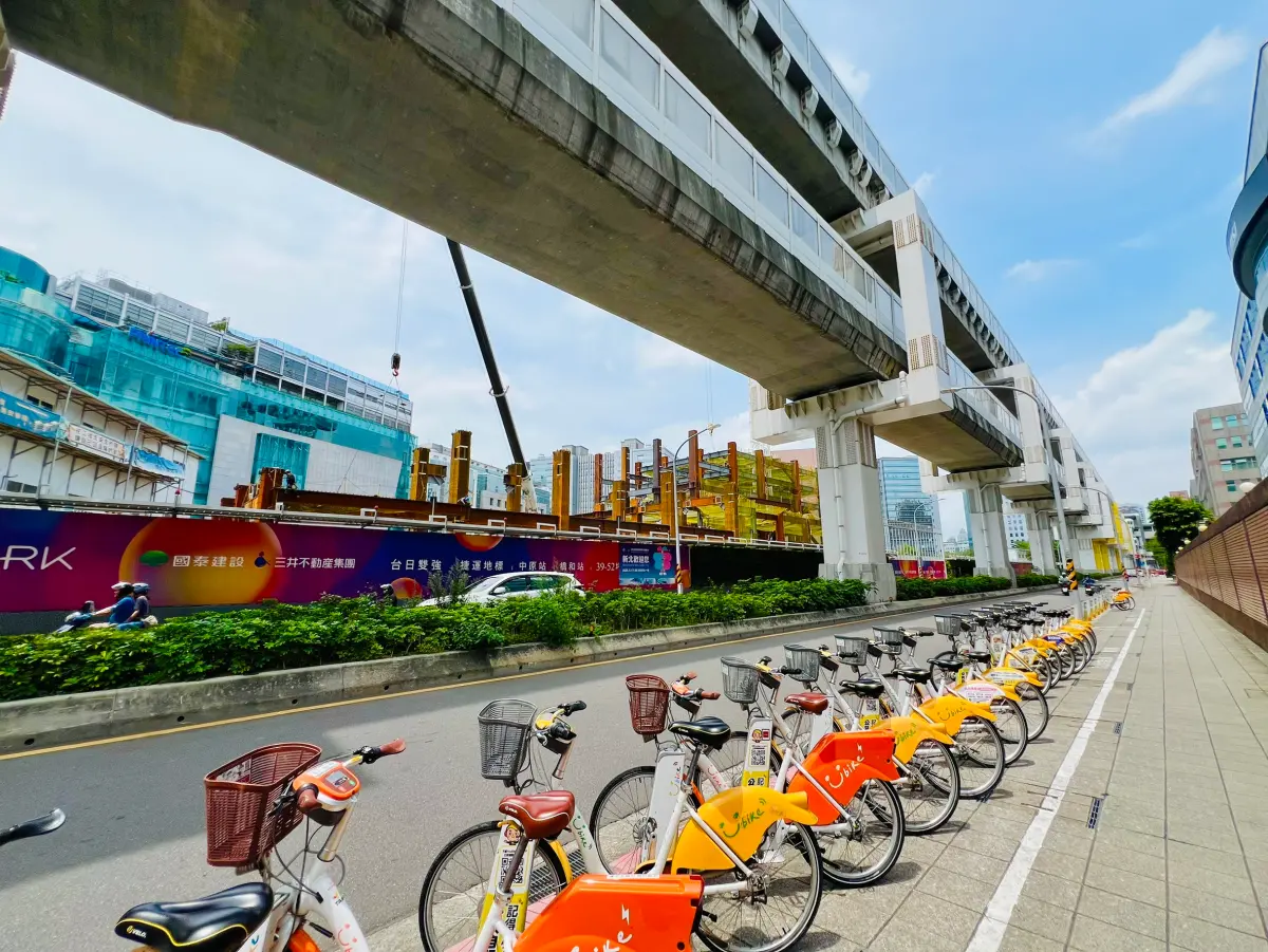 ▲中和環狀線沿線有許多新建案插旗，因此環狀線工業區為雙和區域預售案交易最熱絡區域。（圖／信義房屋提供）